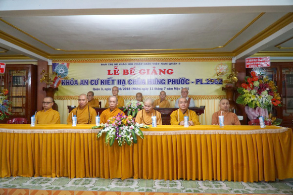 Lễ Bế Giảng Khóa An Cư Kiết Hạ Chùa Hưng Phước và Phát Quà Cho Bà Con Nghèo Tại Địa Phương_21-08-18