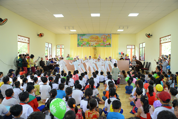 Đoàn Từ Thiện Chùa Hưng Phước Trao Quà Trung Thu, Phóng Sanh Cá Tại Bến Tre_08-09-2019